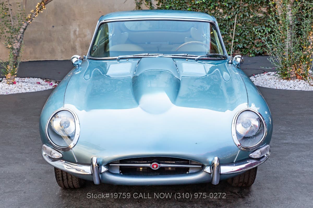 Jaguar 1964 재규어 XKE 고정 헤드 쿠페 2